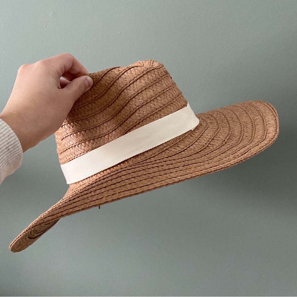 Madewell Packable Braided Straw Hat, M/L Size, Tan and Cream Color - Picture 7 of 10